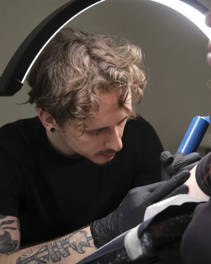 Guest spot w Nemezink Tattoo Studio tatuażu Kraków